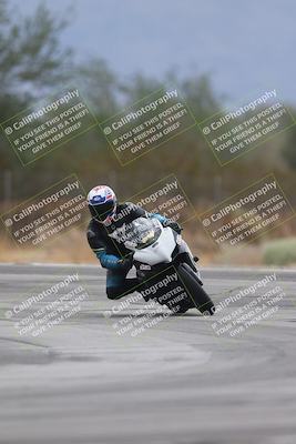 media/Sep-21-2025-Race Pace (Sun) [[98bf33ef95]]/Non Verified/4-Turn 3 (910am)/